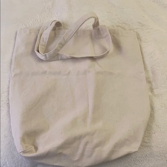 Tote - Picture 2 of 5